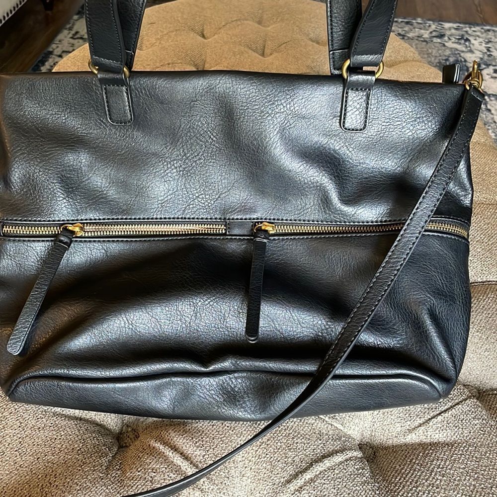 Market and Spruce faux leather purse